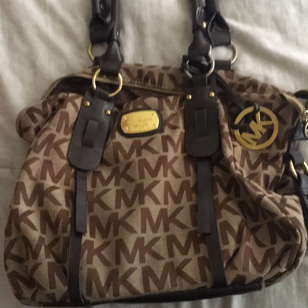 It’s a Michael kors bag